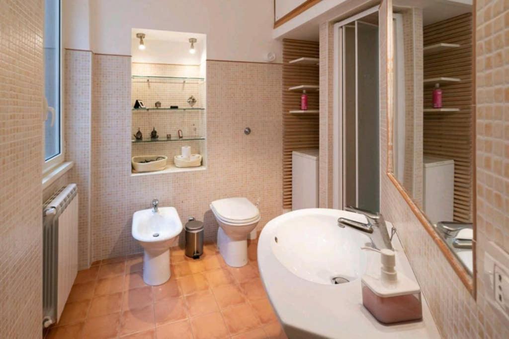 Il Velarium Del Colosseo Apartment Rome Luaran gambar